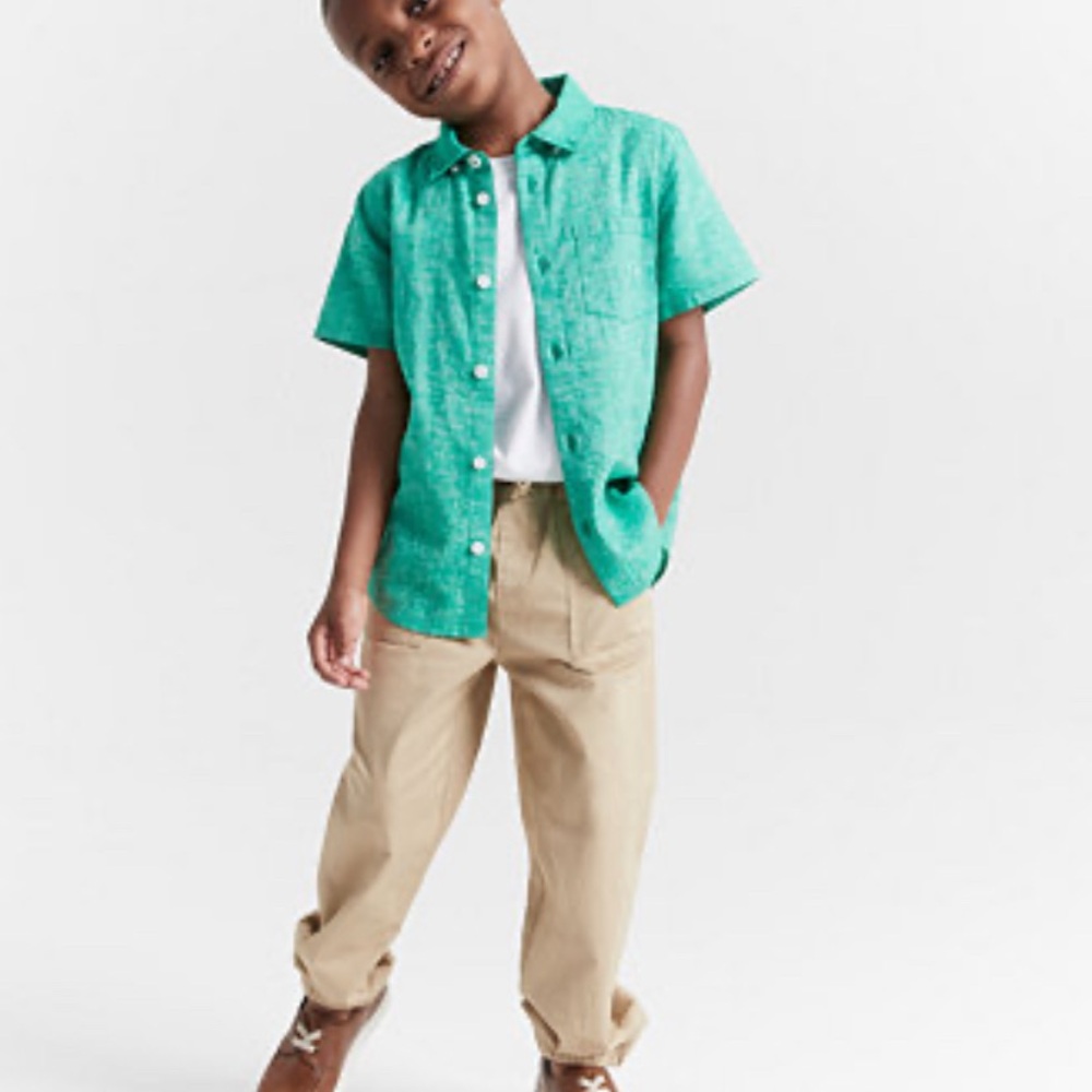 Host Pick NWT- Epic Threads- Green Button-up Size Large (14/16)